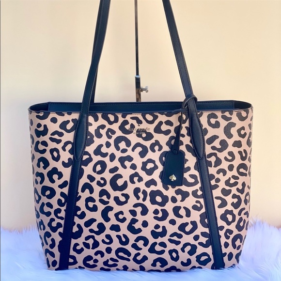 kate spade Handbags - Kate Spade Leopard Large Tote